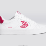 vrouwen Cariuma pantone viva magenta wit leer 6F0Z24294